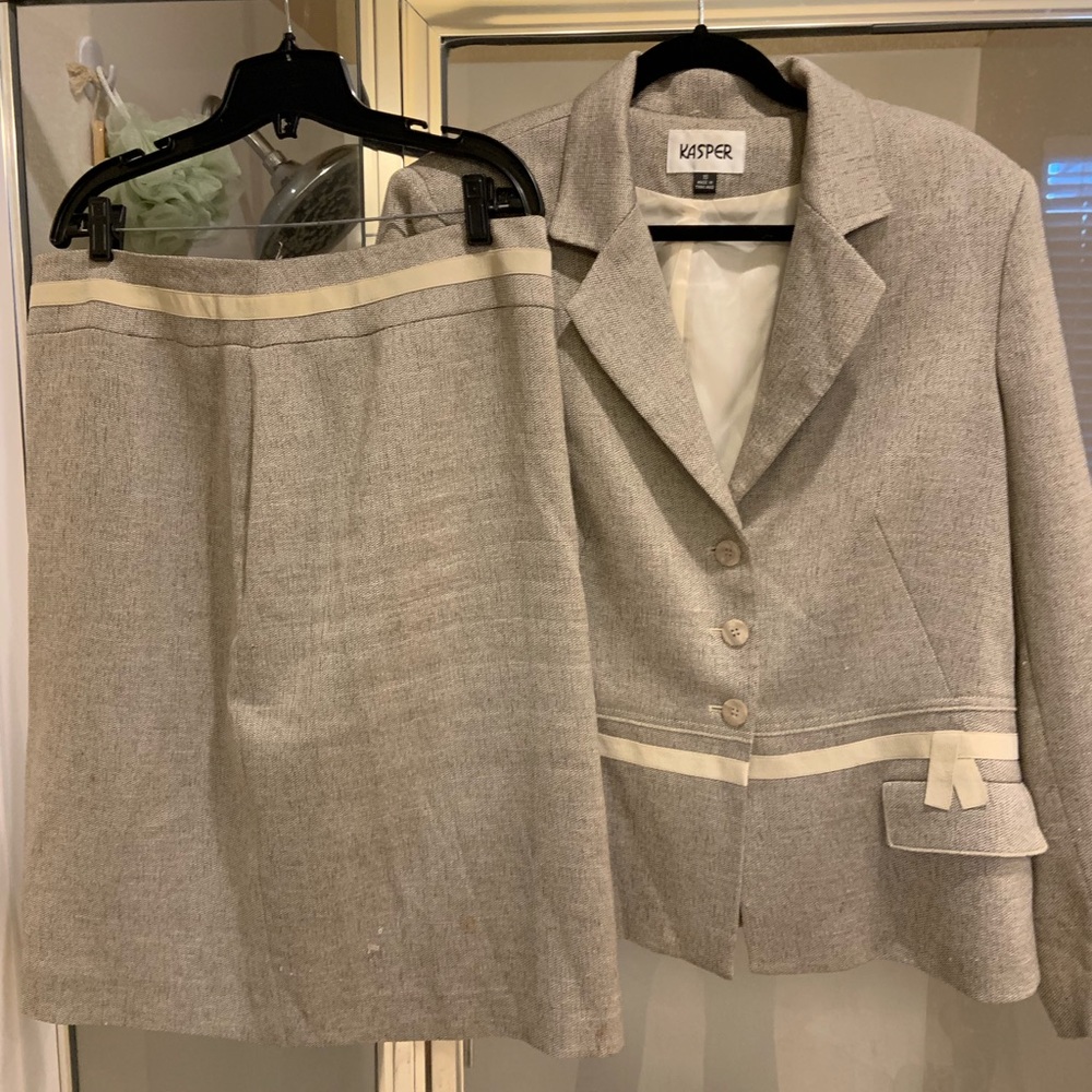 Women’s 2 piece suit